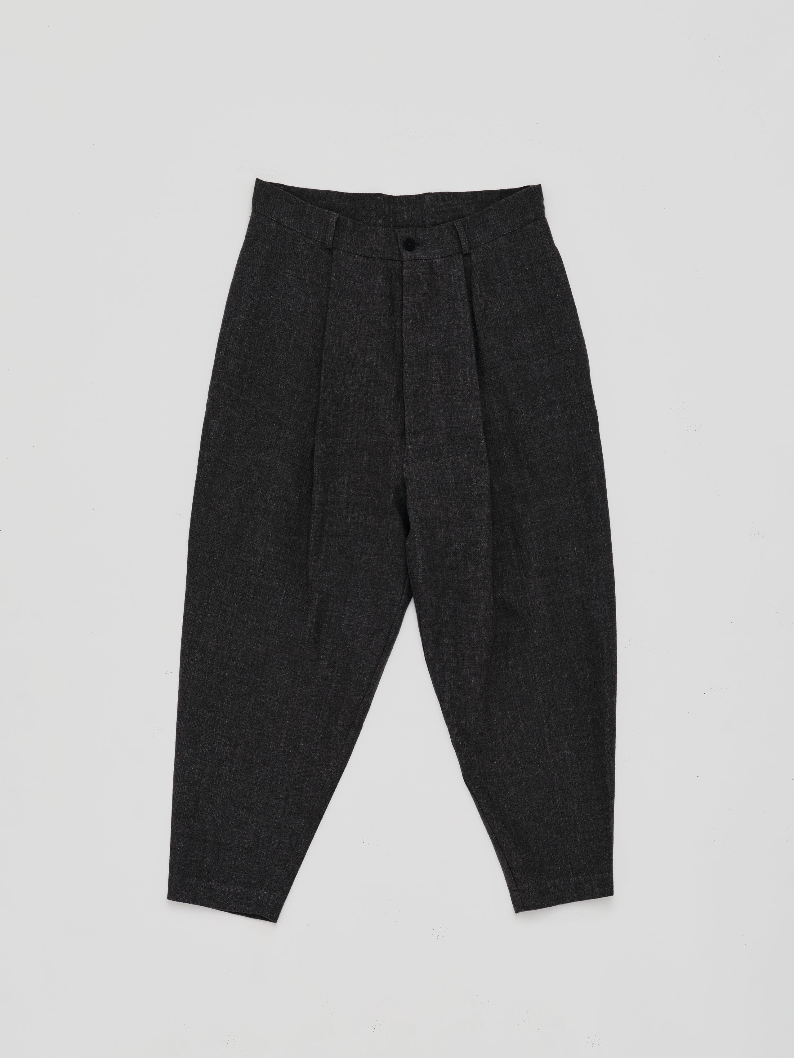 PLEATED PANTS