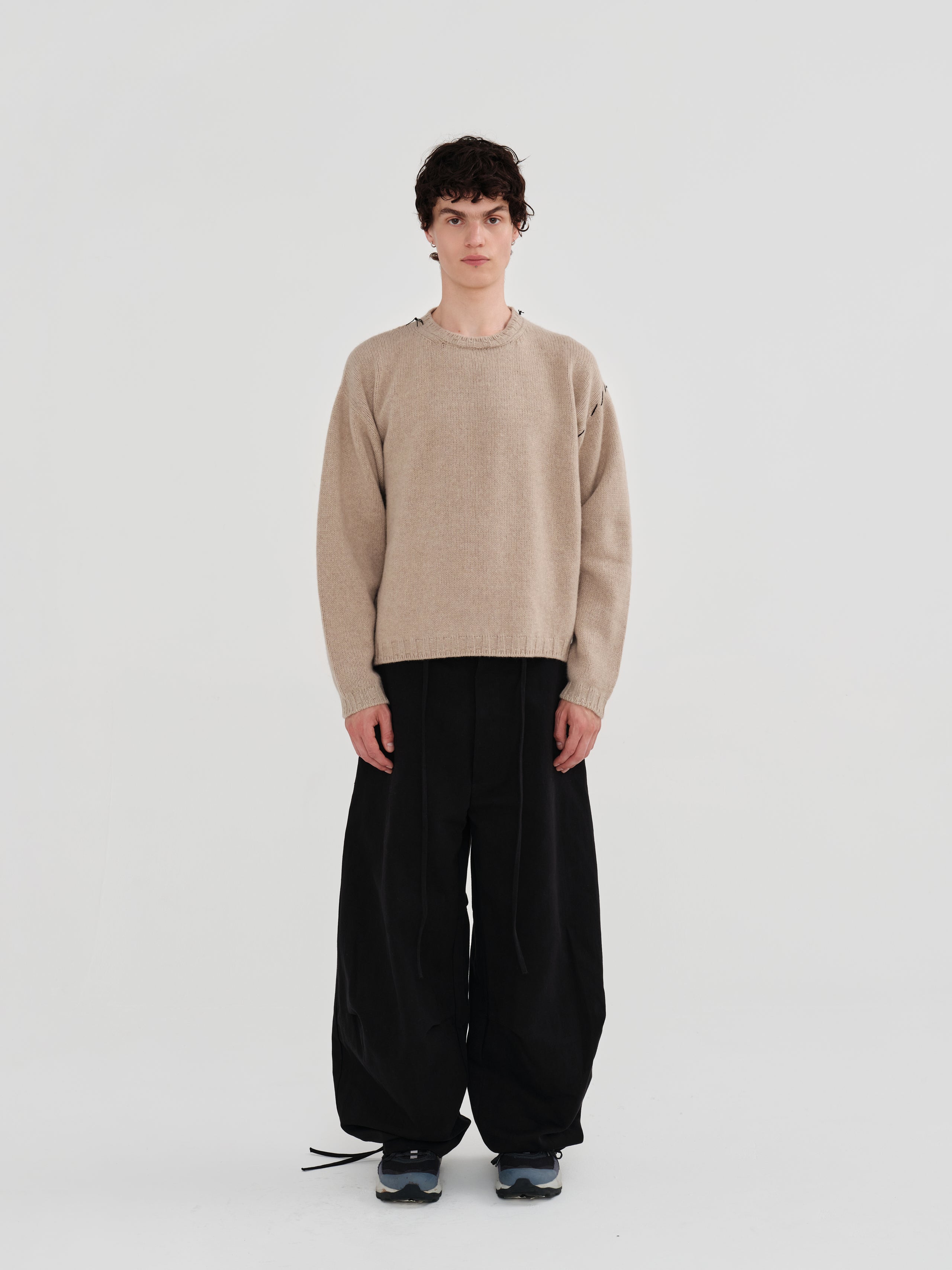 BOXY CREWNECK