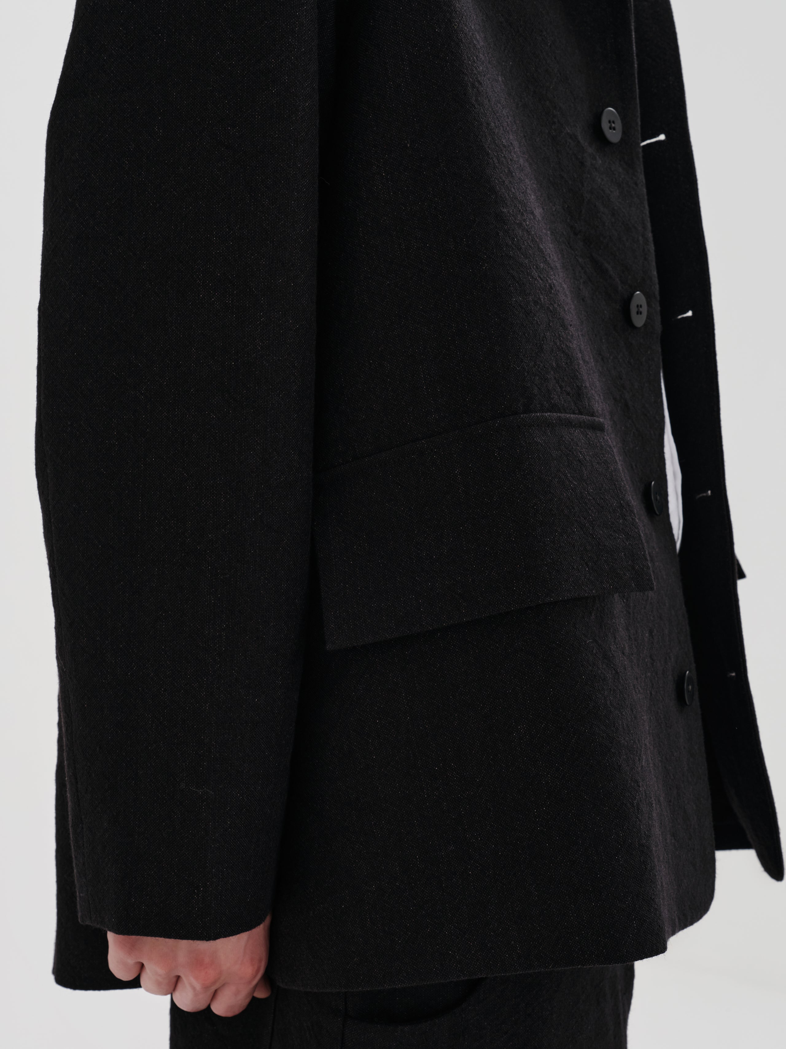 CLASSIC BLAZER